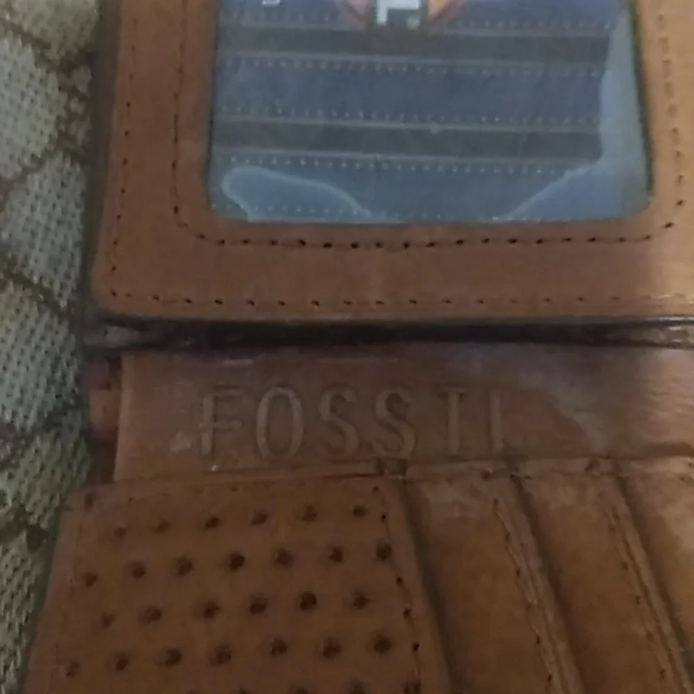 Wallet - Picture 4 of 4